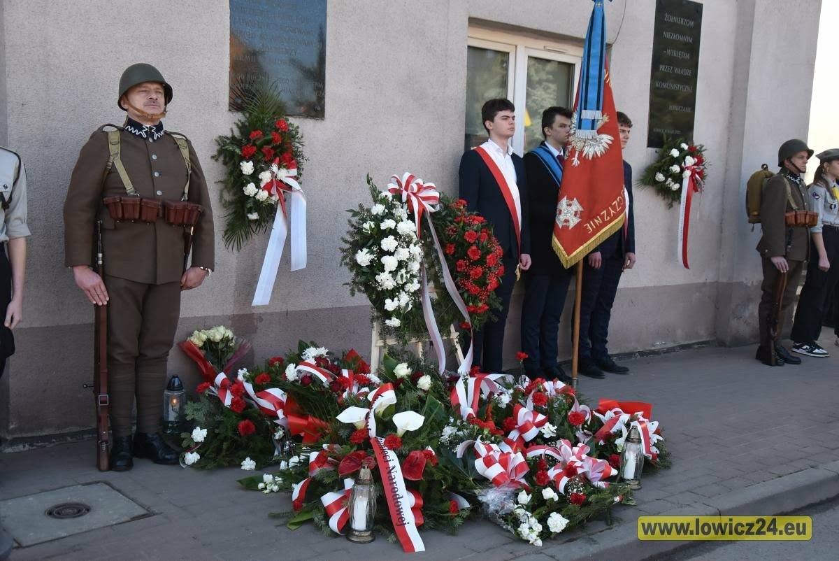 Uczestnicy obchodów 81. rocznicy akcji „Uwolnić Cyfrę”